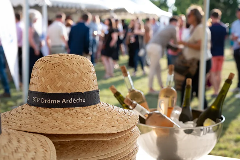 Reportage photo événementiel. Cocktail dirigeants fédération du bâtiment Drôme Ardèche. Diner Soirée Professionnel